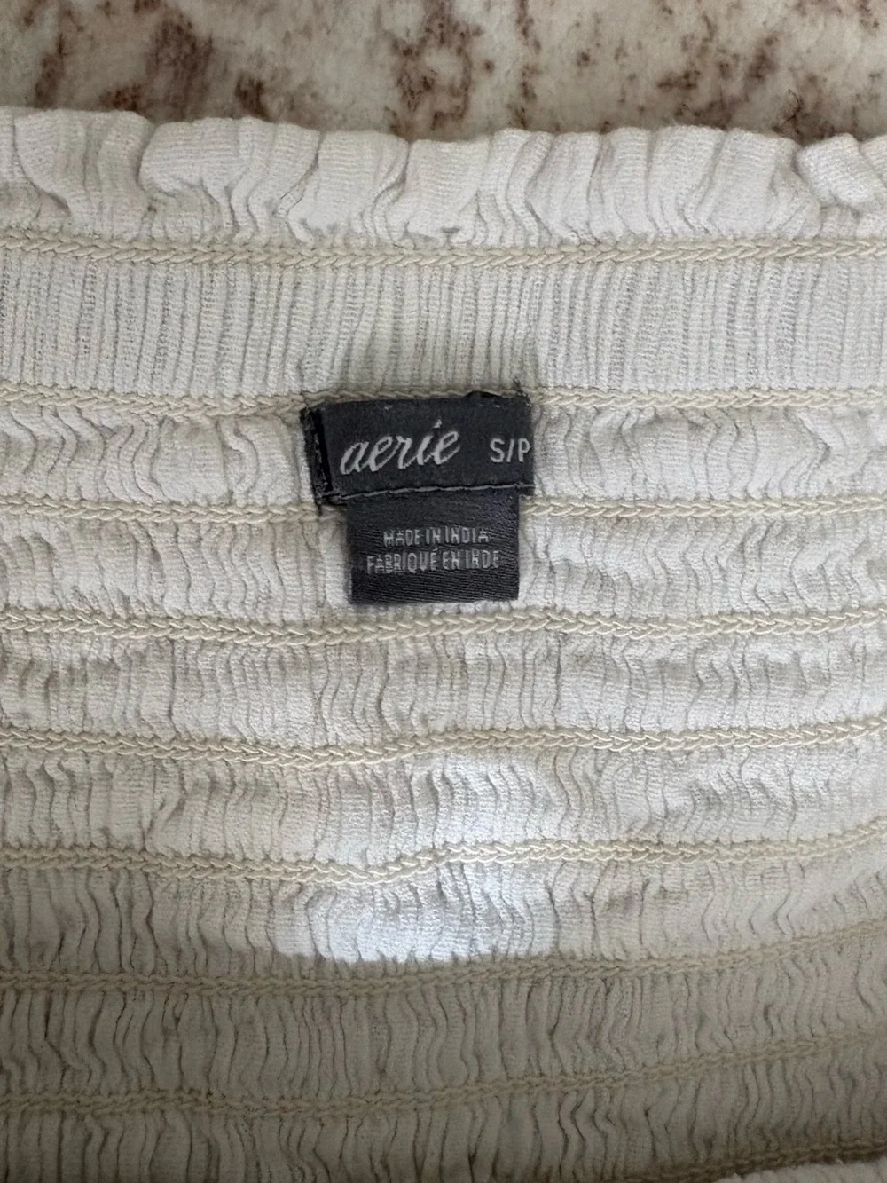 aerie white tiered